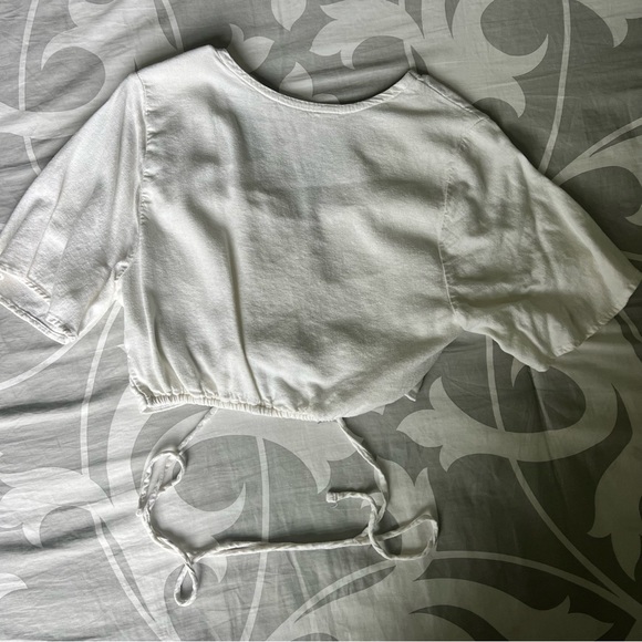 Abercrombie Tie Shirt - Picture 4 of 4